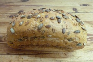 06 chleb razowy z pestkami dyni 600g