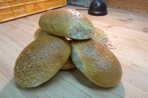 13 bułki wyborowe z sezamem 100g